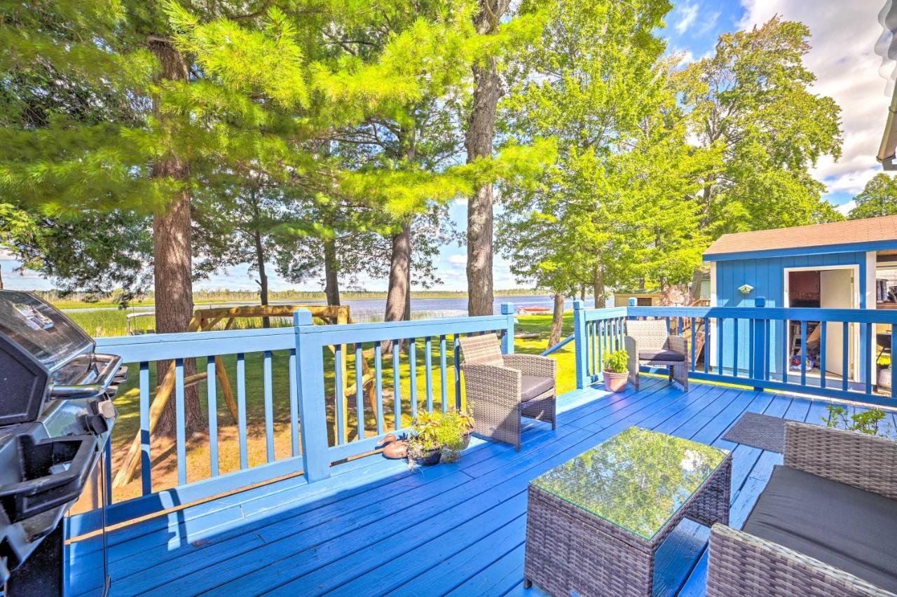 East Tawas Lakefront Getaway With Kayaks And Deck 외부 사진