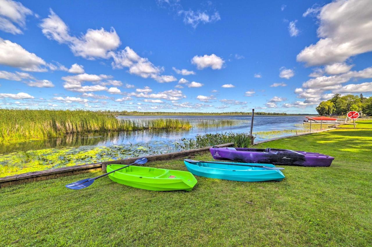 East Tawas Lakefront Getaway With Kayaks And Deck 외부 사진