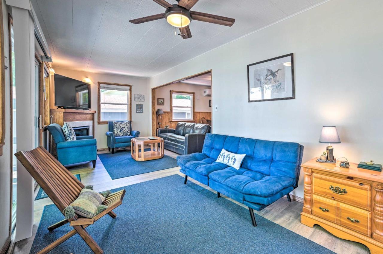 East Tawas Lakefront Getaway With Kayaks And Deck 외부 사진
